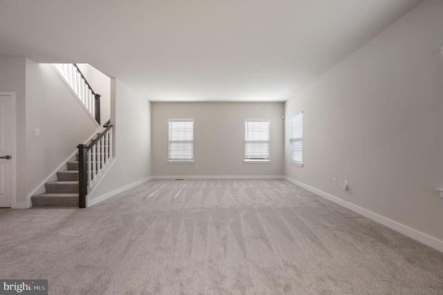 200 CHARLESTON CIR, Dover, DE 19904