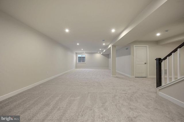 200 CHARLESTON CIR, Dover, DE 19904