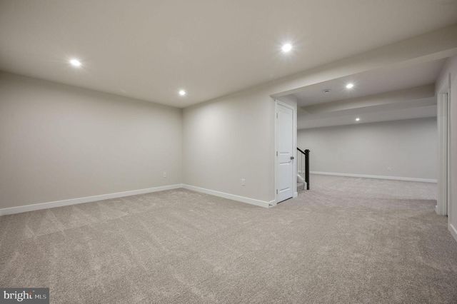 200 CHARLESTON CIR, Dover, DE 19904