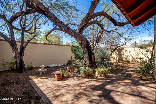 1814 N Santa Rosa Avenue, Tucson, AZ 85712