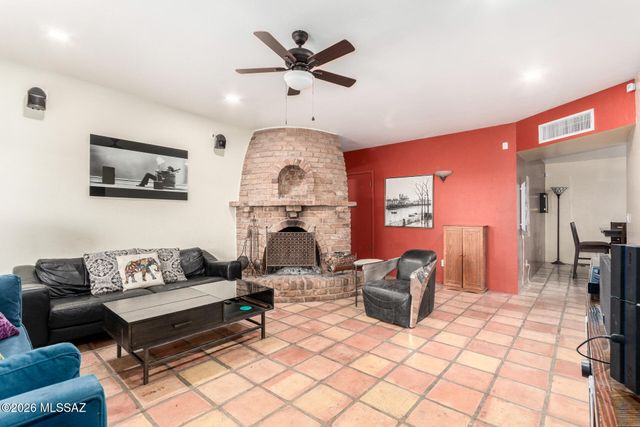 1814 N Santa Rosa Avenue, Tucson, AZ 85712