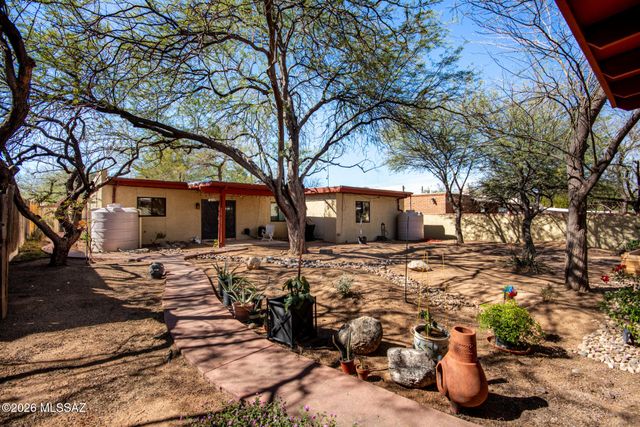 1814 N Santa Rosa Avenue, Tucson, AZ 85712