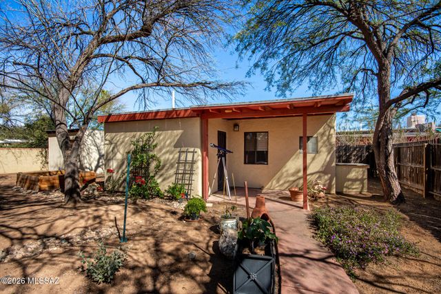 1814 N Santa Rosa Avenue, Tucson, AZ 85712