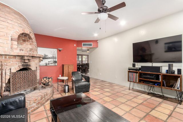 1814 N Santa Rosa Avenue, Tucson, AZ 85712