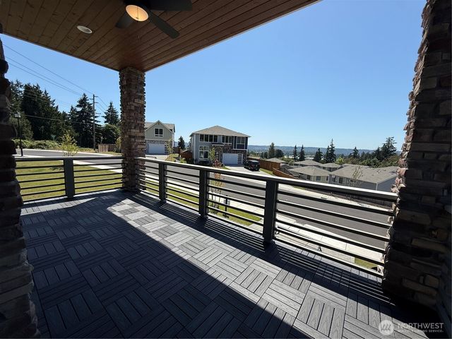 9513 38th Street E, Edgewood, WA 98371