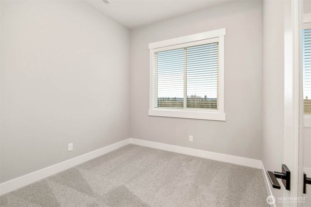 9513 38th Street E, Edgewood, WA 98371