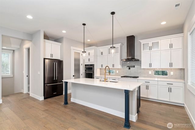 9513 38th Street E, Edgewood, WA 98371