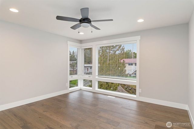 9513 38th Street E, Edgewood, WA 98371