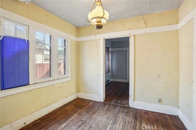 1334 E 9th Street East, Long Beach, CA 90813