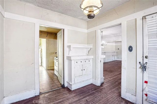 1334 E 9th Street East, Long Beach, CA 90813