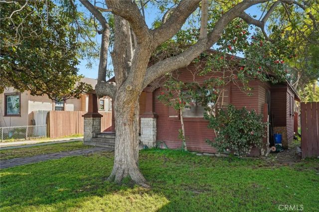 1334 E 9th Street East, Long Beach, CA 90813