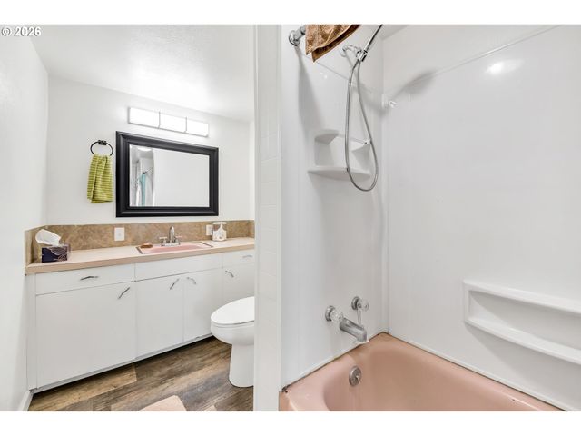 47576 RIVERVIEW St, Oakridge, OR 97463