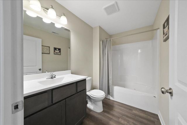 14082 Breakwater Lane, Cedar Lake, IN 46303