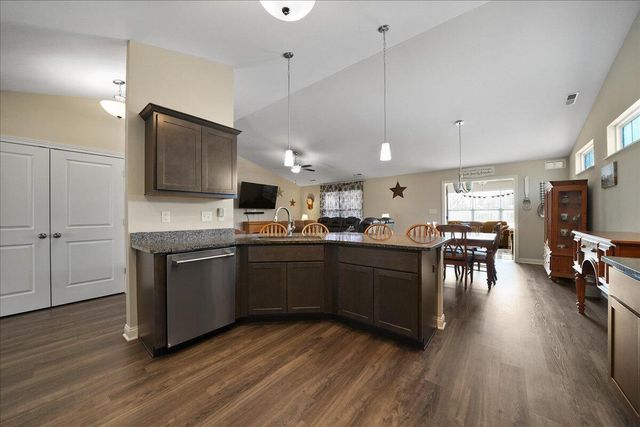 14082 Breakwater Lane, Cedar Lake, IN 46303