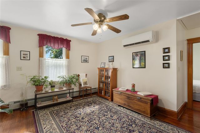 19 Bouvier Avenue, Lincoln, RI 02838