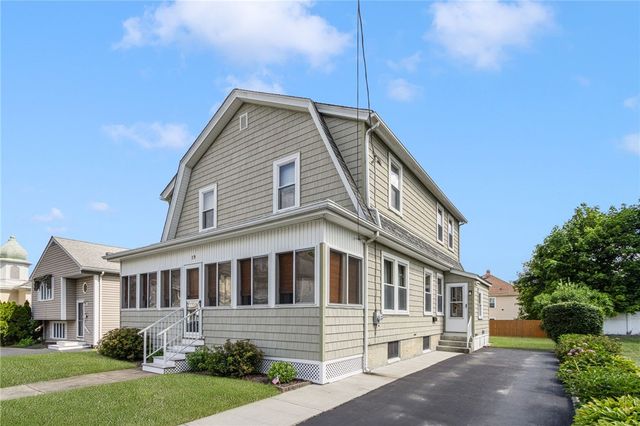 19 Bouvier Avenue, Lincoln, RI 02838