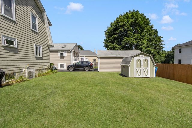 19 Bouvier Avenue, Lincoln, RI 02838