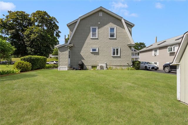 19 Bouvier Avenue, Lincoln, RI 02838
