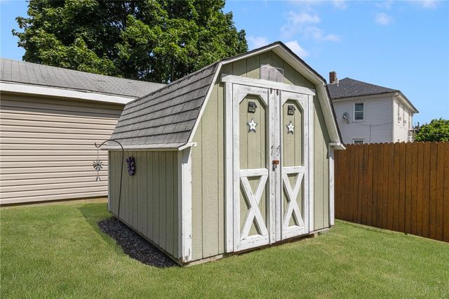 19 Bouvier Avenue, Lincoln, RI 02838