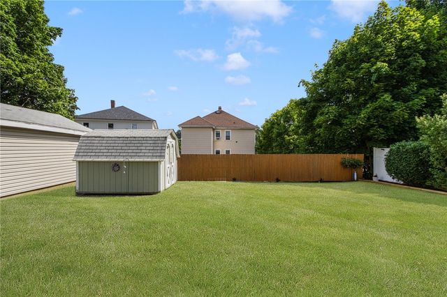 19 Bouvier Avenue, Lincoln, RI 02838