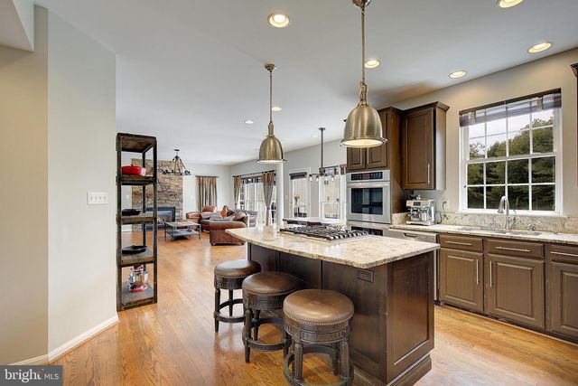2407 LAWNDALE CT, Gambrills, MD 21054