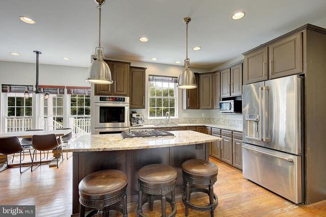 2407 LAWNDALE CT, Gambrills, MD 21054