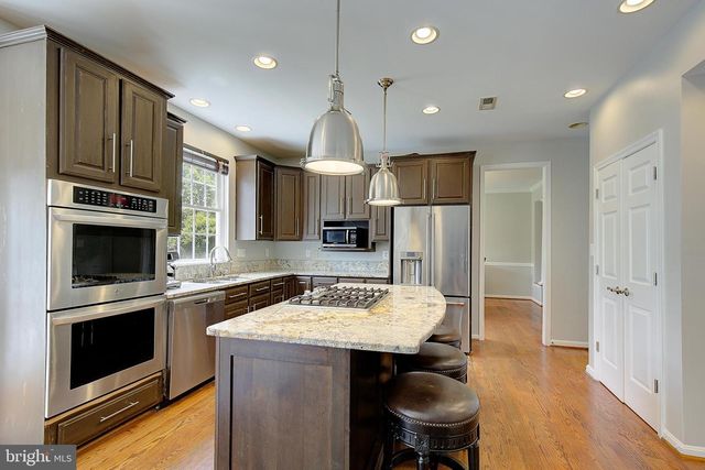 2407 LAWNDALE CT, Gambrills, MD 21054