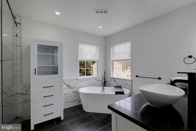 2407 LAWNDALE CT, Gambrills, MD 21054