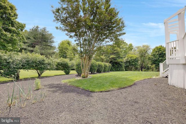 2407 LAWNDALE CT, Gambrills, MD 21054