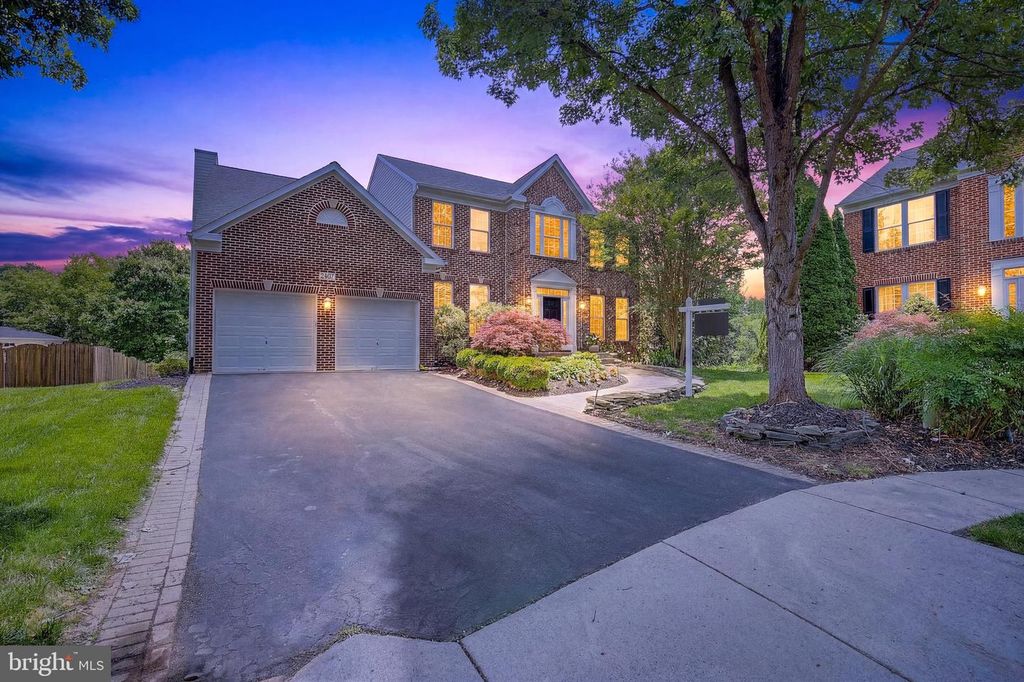 2407 LAWNDALE CT, Gambrills, MD 21054