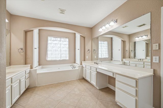 5211 Emerald Trace Court, Sugar Land, TX 77479