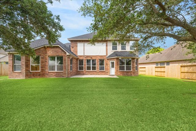 5211 Emerald Trace Court, Sugar Land, TX 77479