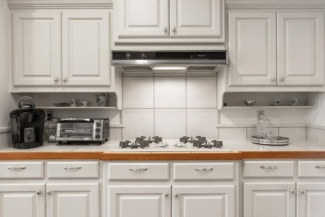 2015 Canal Pointe, Little Rock, AR 72202