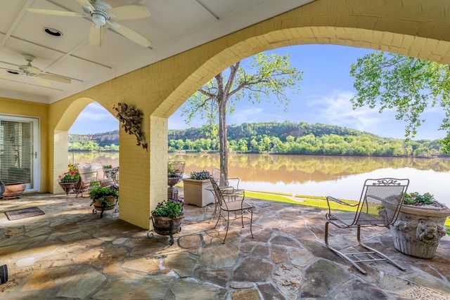 2015 Canal Pointe, Little Rock, AR 72202