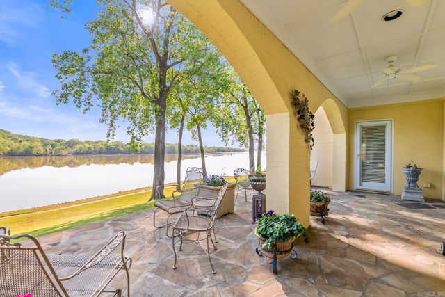 2015 Canal Pointe, Little Rock, AR 72202