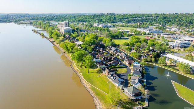 2015 Canal Pointe, Little Rock, AR 72202