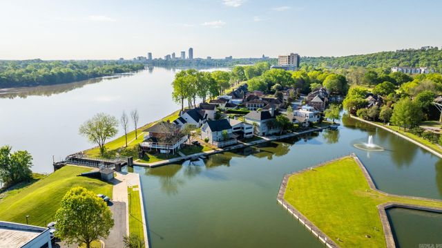 2015 Canal Pointe, Little Rock, AR 72202