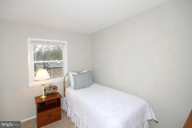 4700 PLAYFIELD ST, Annandale, VA 22003