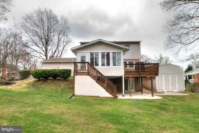 4700 PLAYFIELD ST, Annandale, VA 22003
