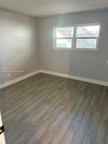 8550 SW 109th Ave 5-110, Miami, FL 33173