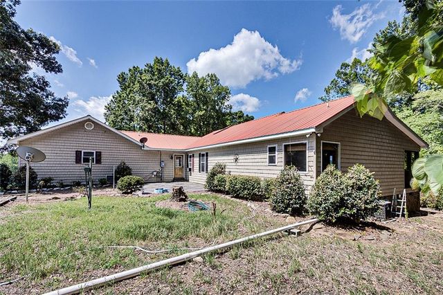 3969 NC Highway 42 S, Asheboro, NC 27205