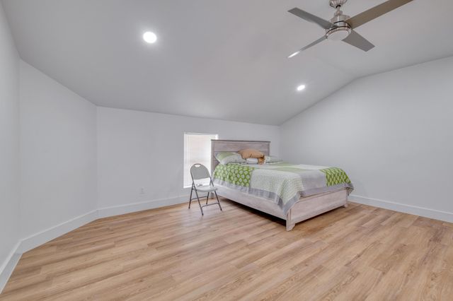 1601 County Road 466, Elgin, TX 78621