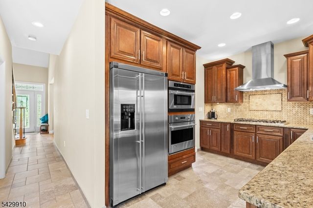 7 Bridget Way, Byram Twp., NJ 07871