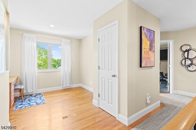 7 Bridget Way, Byram Twp., NJ 07871