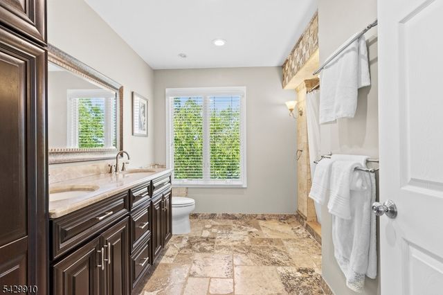 7 Bridget Way, Byram Twp., NJ 07871