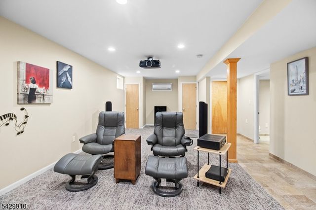 7 Bridget Way, Byram Twp., NJ 07871
