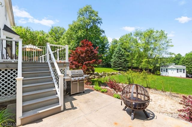 7 Bridget Way, Byram Twp., NJ 07871