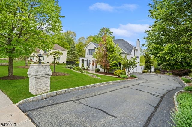 7 Bridget Way, Byram Twp., NJ 07871