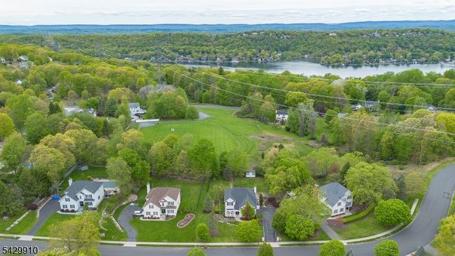 7 Bridget Way, Byram Twp., NJ 07871