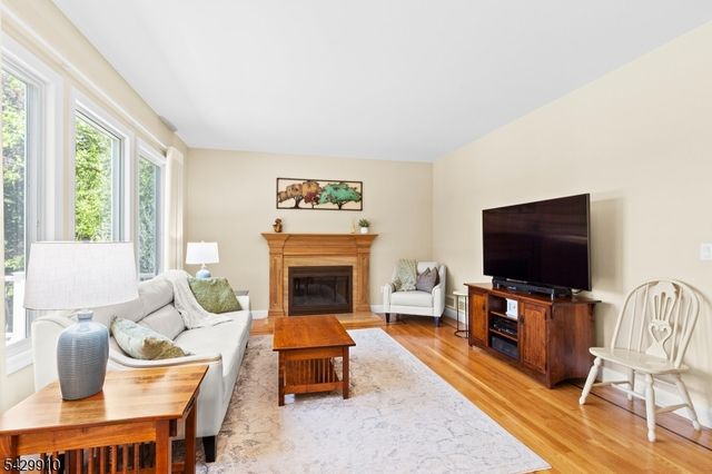 7 Bridget Way, Byram Twp., NJ 07871